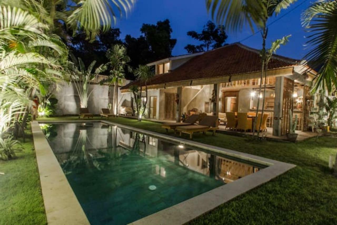 Villa Kundalini Seminyak Exterior foto