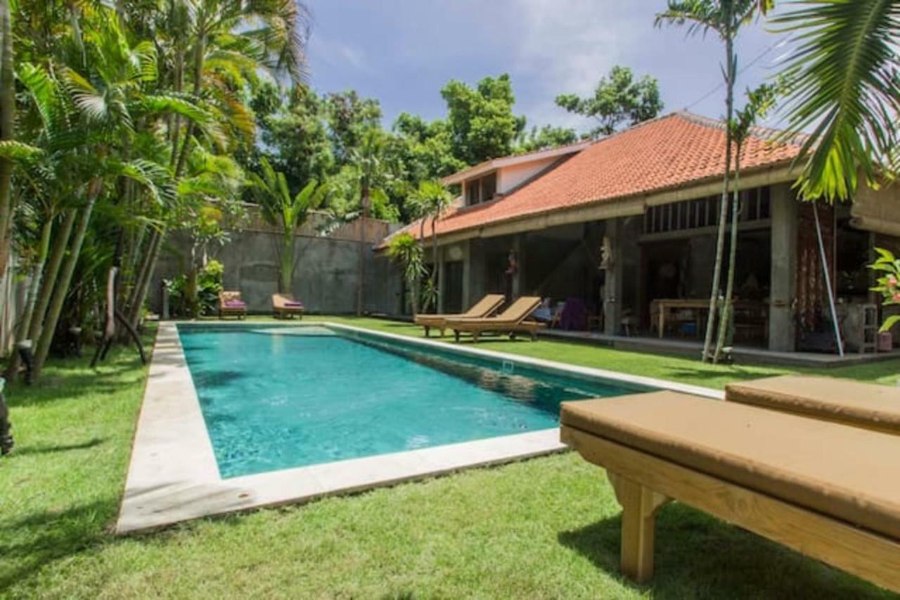 Villa Kundalini Seminyak Exterior foto